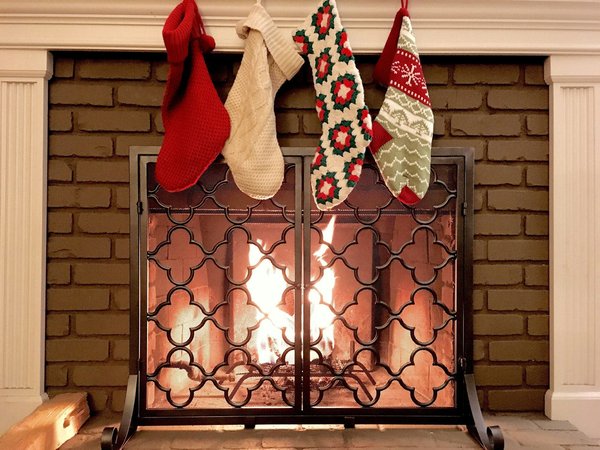 What are the best practices for maintaining a UK kitchen chimney?